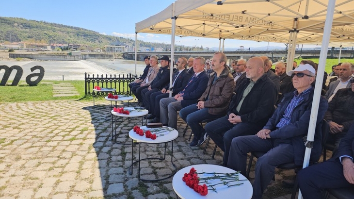 Çaycuma Ticaret ve Sanayi Odası Yönetim Kurulu Başkanı Zekai Kamitoğlu, 6 Nisan Köprü Faciası Anma Törenine katıldı.