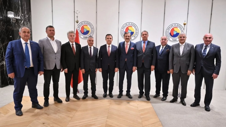 Çaycuma Ticaret ve Sanayi Odası Yönetim Kurulu Başkanı Zekai Kamitoğlu, Başkan Yardımcısı olarak görev yaptığı TOBB Dilekleri İnceleme Komisyonu Toplantısına katılım sağladı.